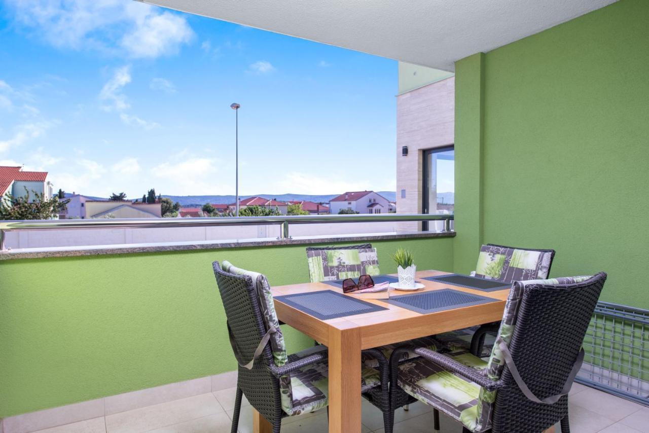 Apartmani Rubinic Turanj Exterior foto