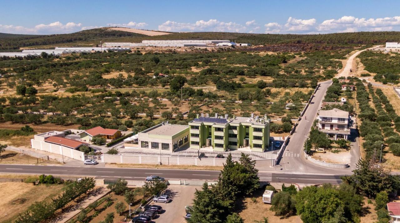 Apartmani Rubinic Turanj Exterior foto