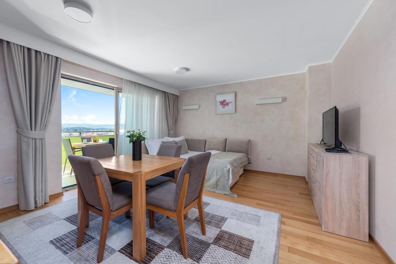 Apartmani Rubinic Turanj Exterior foto